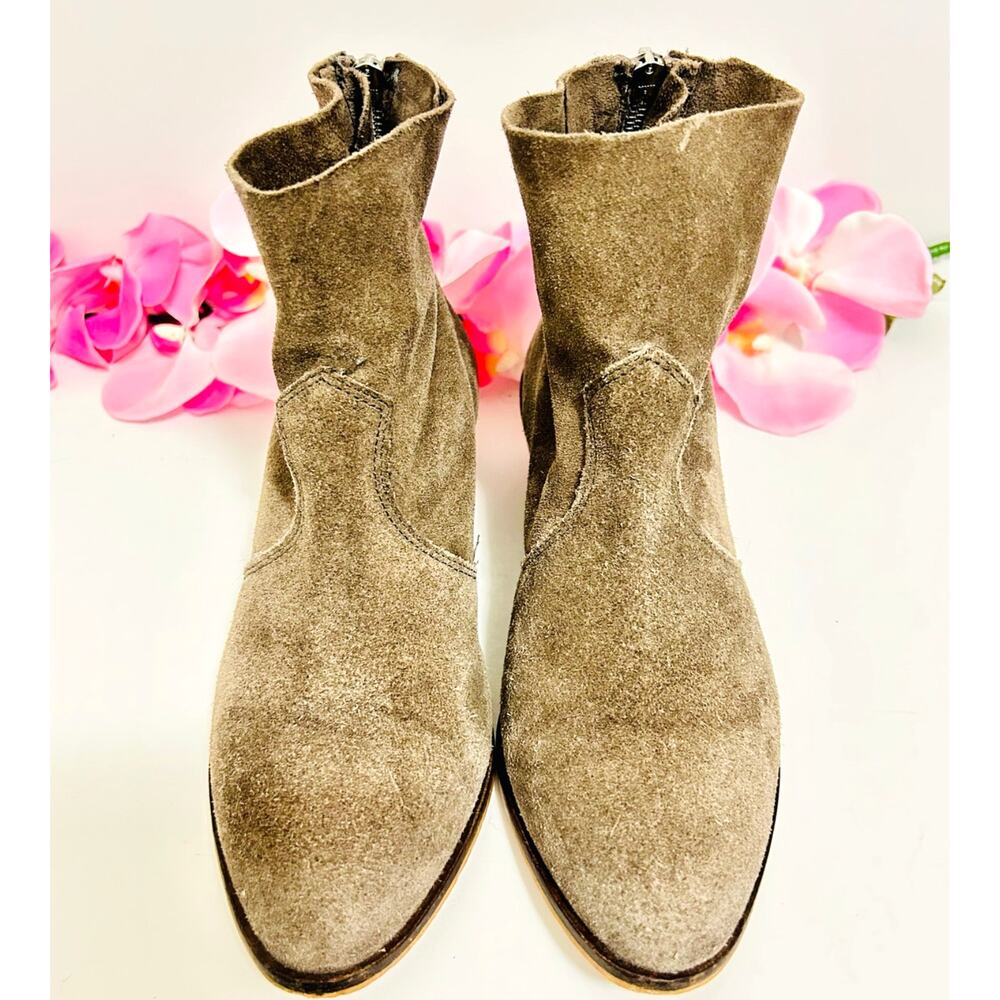 🤎 Rebels Molly Western Style Suede Leather Booties Taupe Size 7.5
